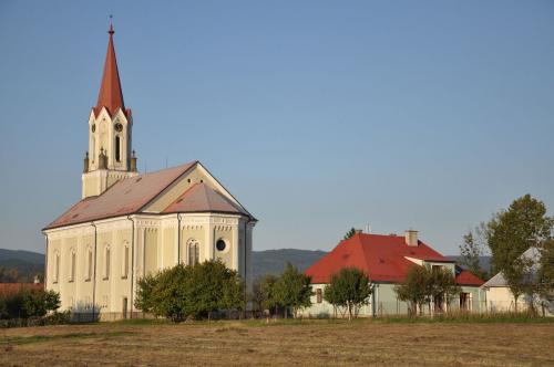 kostel ve Stříteži
